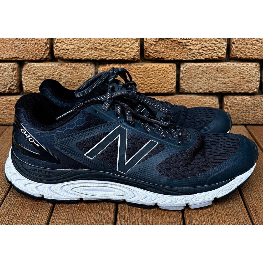 New Balance 840v4 W 11 Running & Jogging Sneaker Mesh Lace-Up Black/Gray/white